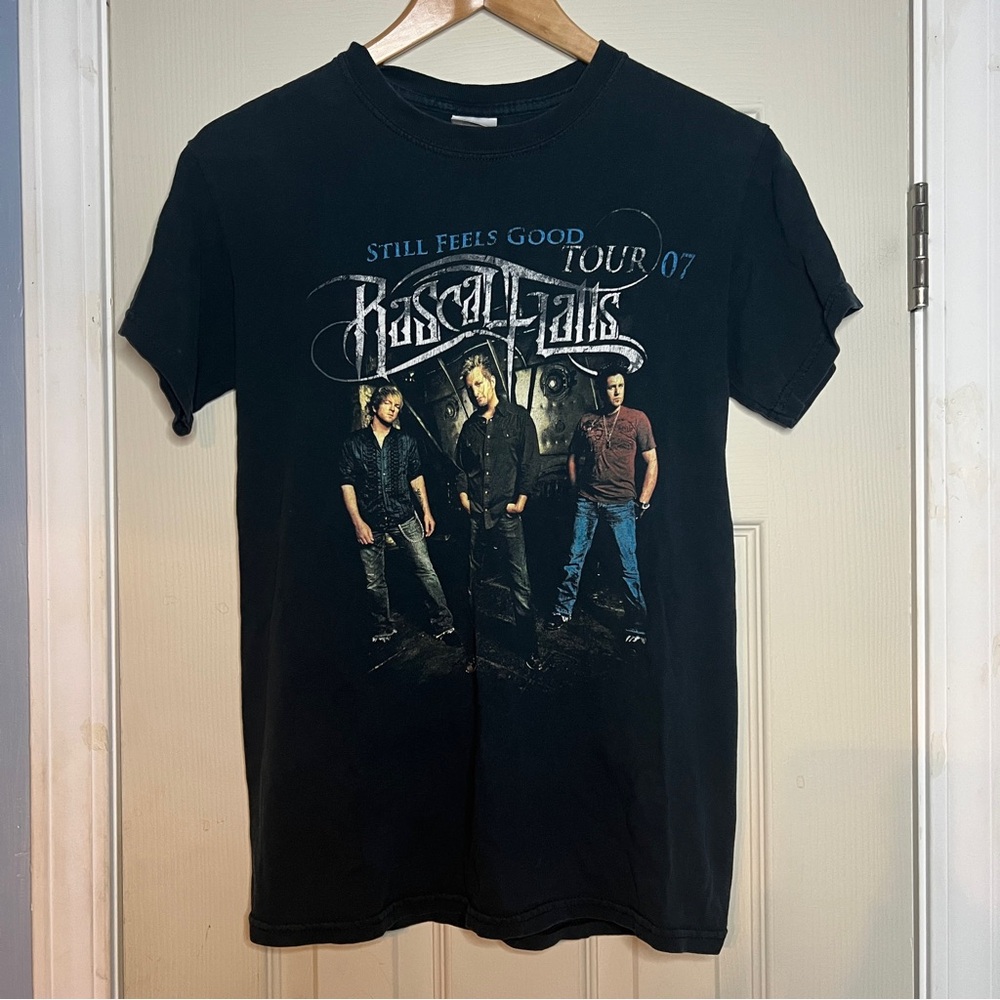 Rascal Flatts 2007 Still Feels Good Tour Concert T-Shirt Size Small